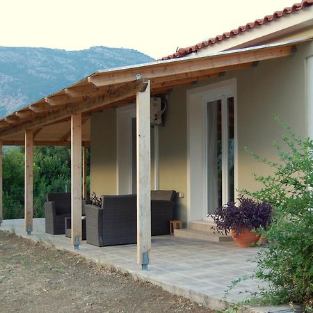 Blue Lagoon Villa Poros  Exterior photo