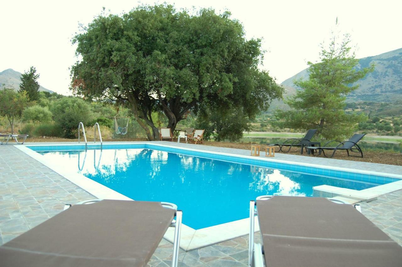 Blue Lagoon Villa Poros  Exterior photo